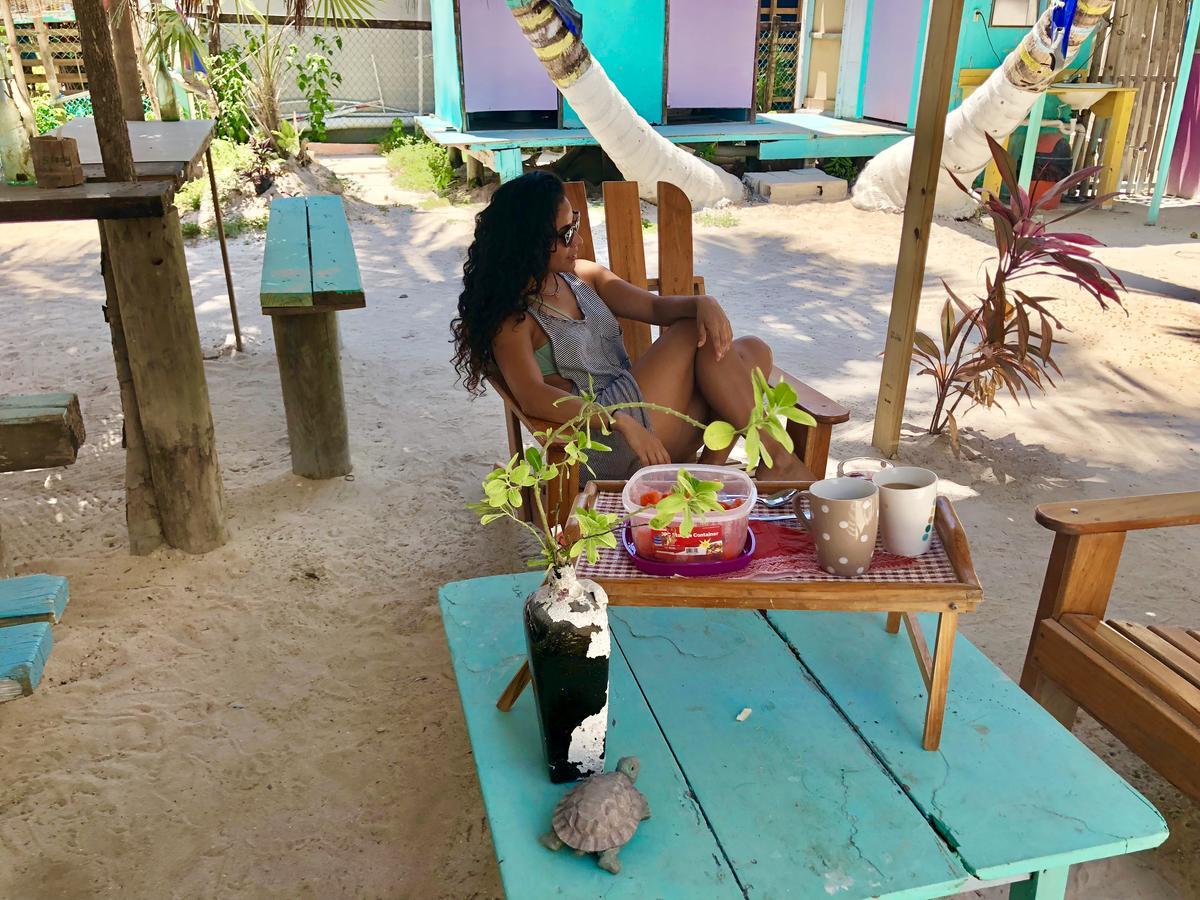 Auberge de jeunesse Tropical Oasis à Caye Corker Extérieur photo